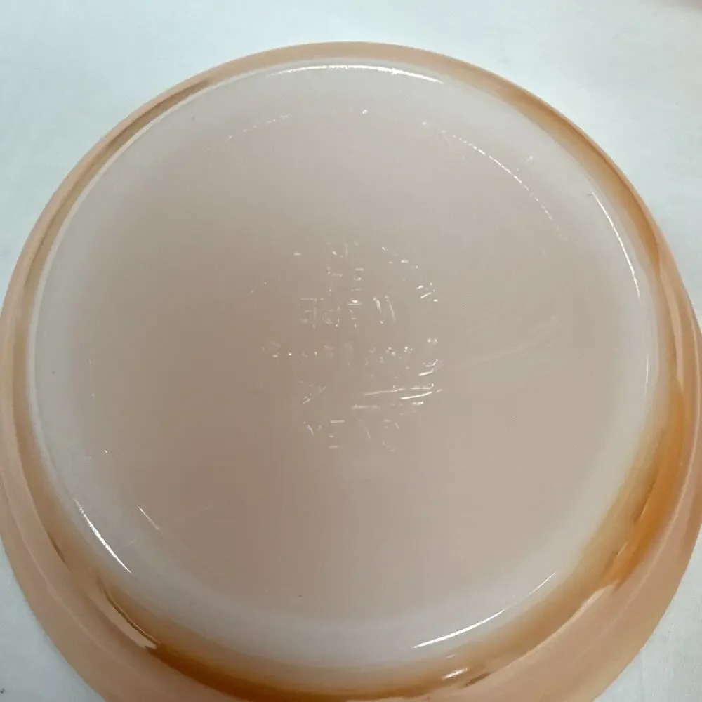 Copied - Pink Pressed Glass Leaf Pattern Round Bowl, Glossy Finish,